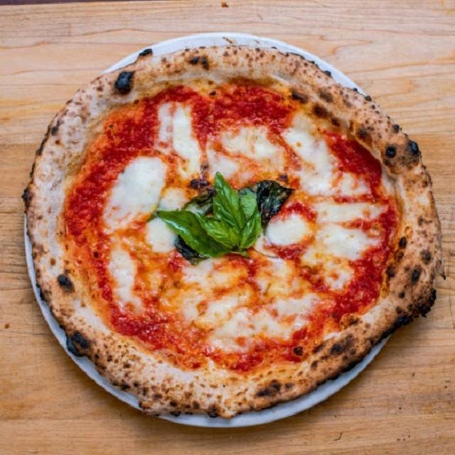 La Pizza & La Pasta Eataly Toronto Address, Photo, Menu Food Link