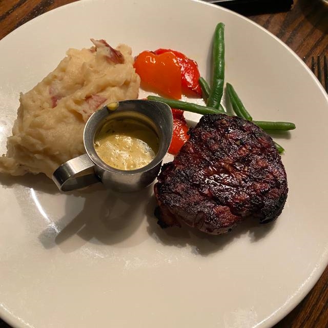 The Keg Steakhouse + Bar Leslie Address, Photo, Menu Food Link