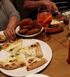 La Pizza & La Pasta – Eataly Toronto