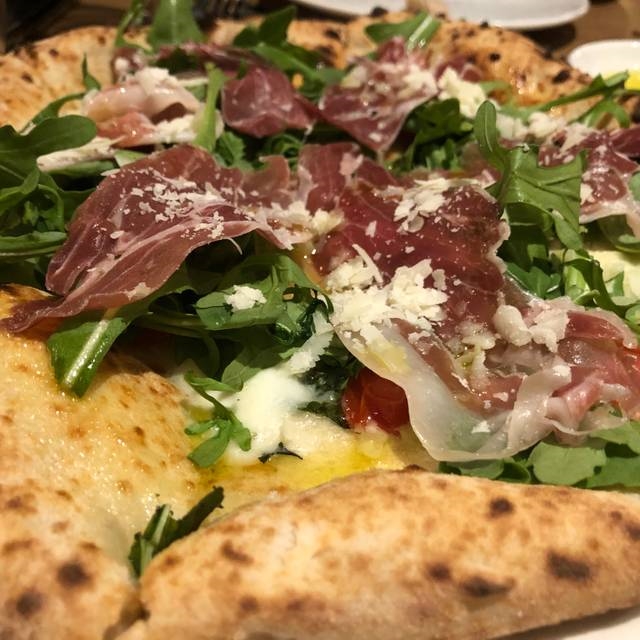 La Pizza & La Pasta Eataly Toronto Address, Photo, Menu Food Link