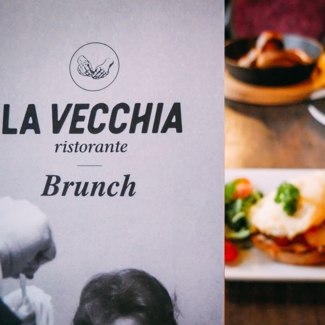 La Vecchia Yonge & Eglinton Address, Photo, Menu Food Link