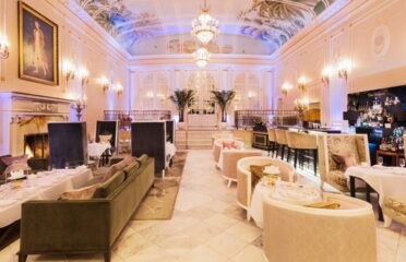 The Palm Court at the Ritz-Carlton – The Afternoon Tea Experience