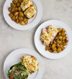 Earls Kitchen + Bar – Test Kitchen – Vancouver