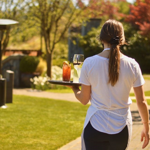 Masters Lounge/Fire Lounge- Westin Bear Mountain Resort: Address, Photo