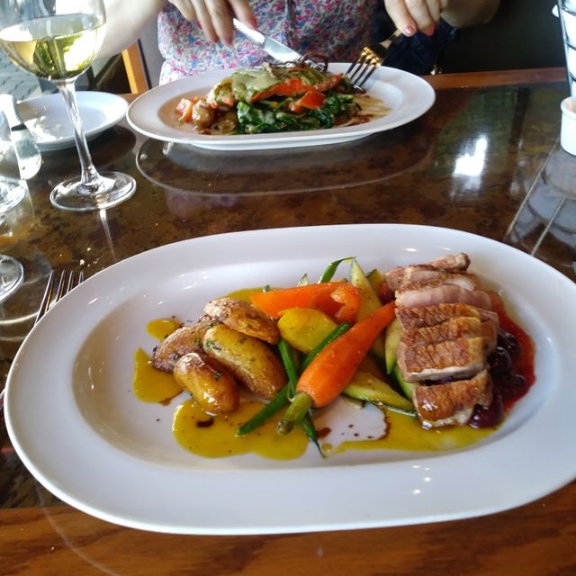 The Salmon House Address, Photo, Menu Food Link