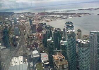 Le Café at the CN Tower