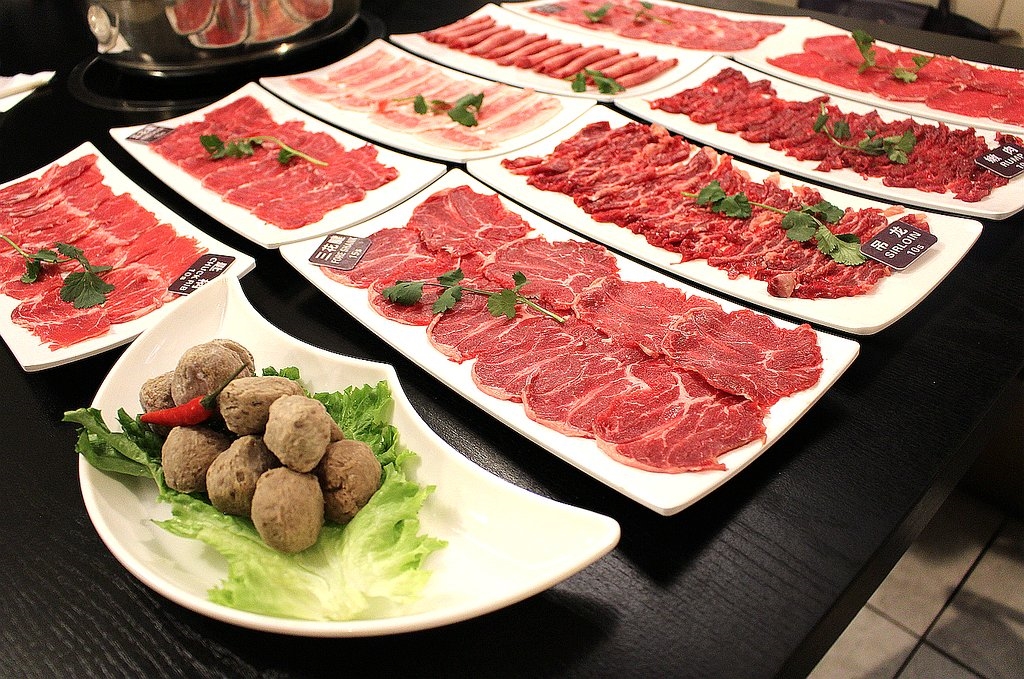 BeeFun HotPot Address, Photo, Menu Food Link