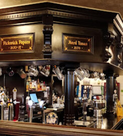 Dickens Pub – A Legendary Pub and Eatery